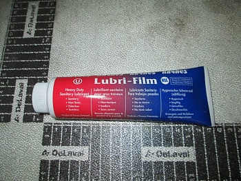 834147101 -Смазка Lubrifilm уплотнений муфты PR3100